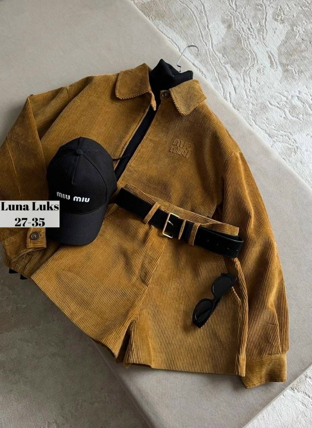 Костюм 23070848