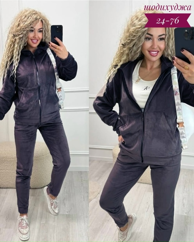 Спортивный костюм 23072420