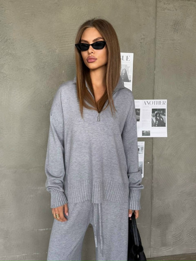 Спортивный костюм 23073142