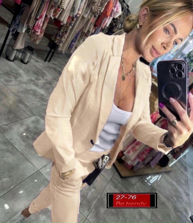 Костюм 23072818