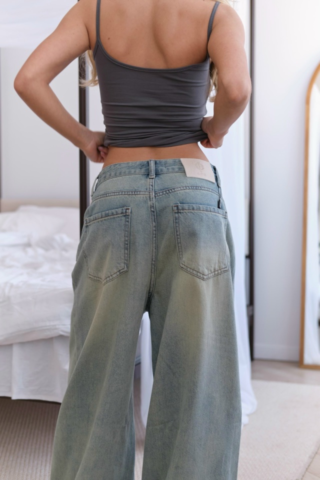 Джинсы 23072992