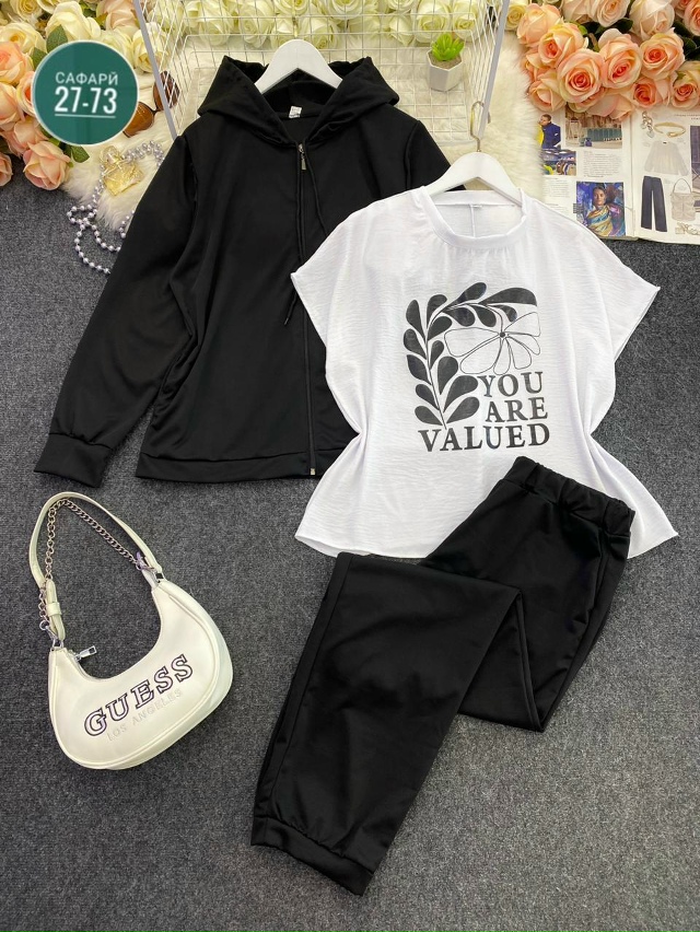 Спортивный костюм 23073247