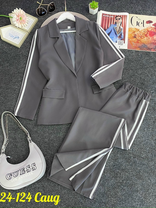 Костюм 23073016