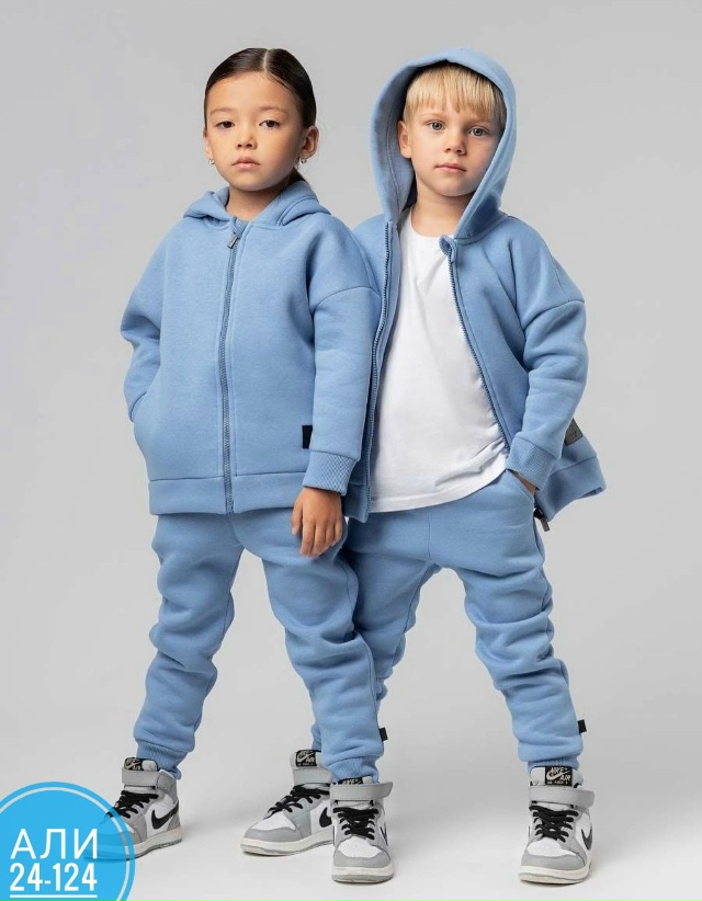 Спортивный костюм 23073548