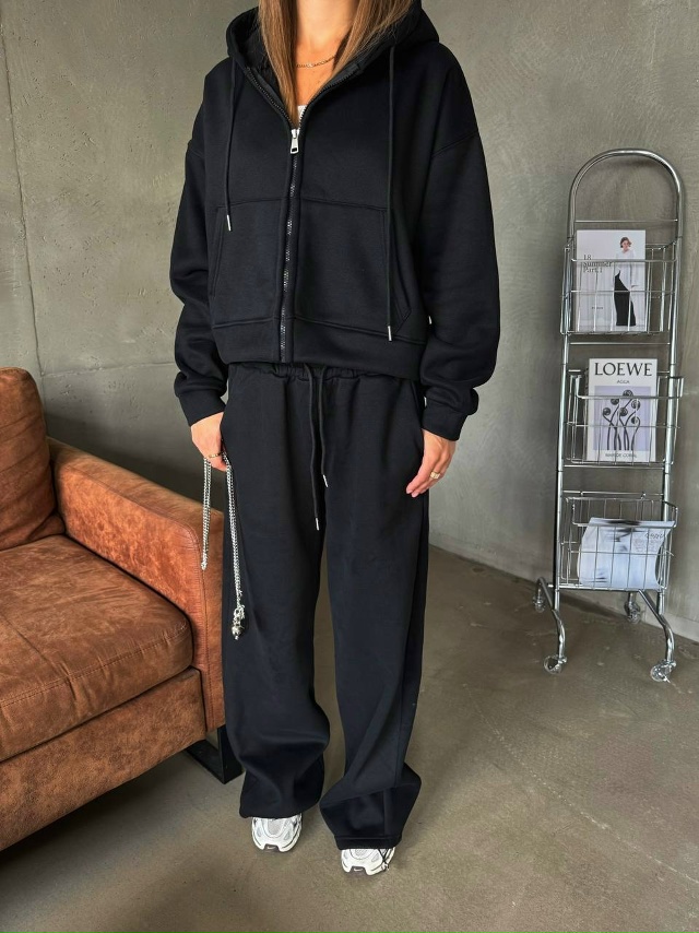 Спортивный костюм 23075940