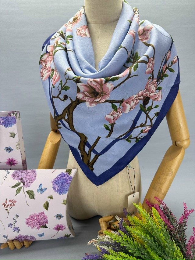 Платок 23077499