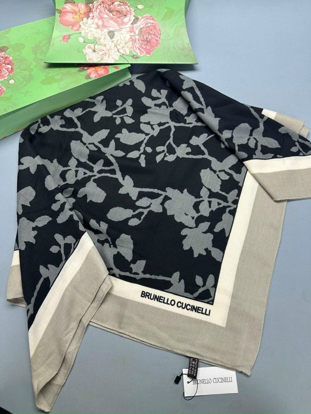 Платок 23077494