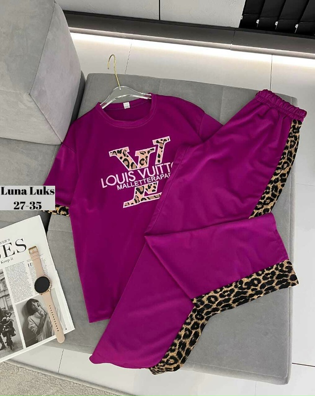 Спортивный костюм 23080211