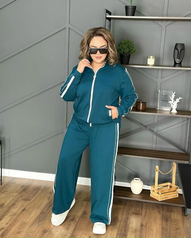 Спортивный костюм 23080296