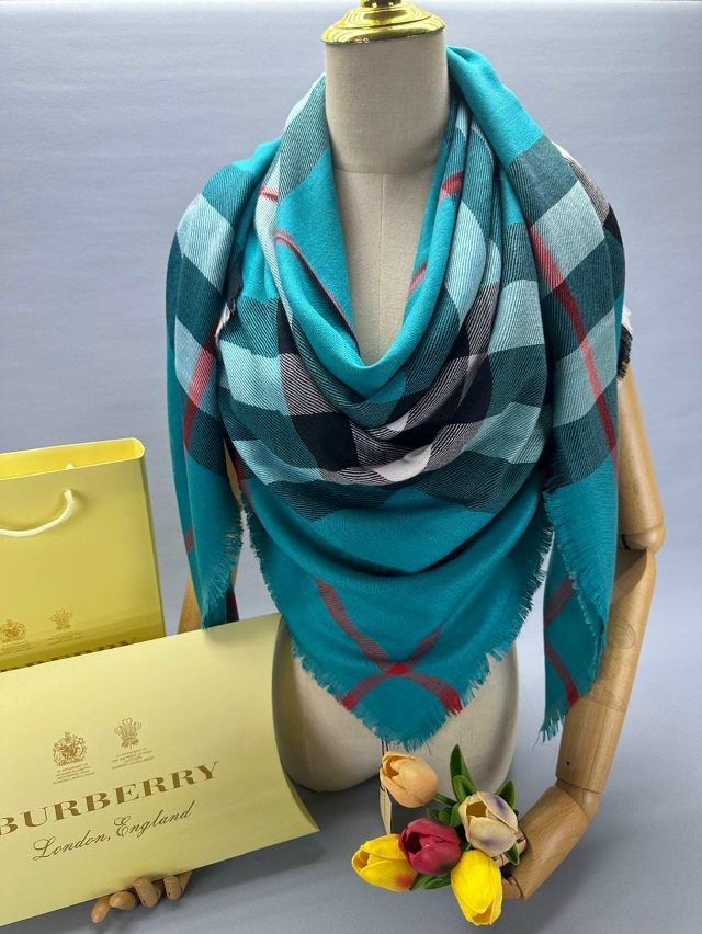 Платок 23079788