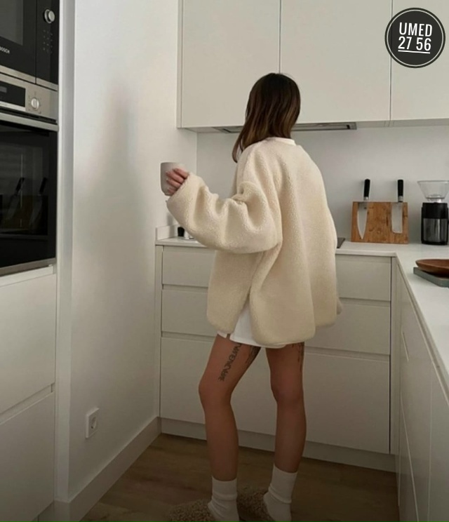 Свитер 23080253