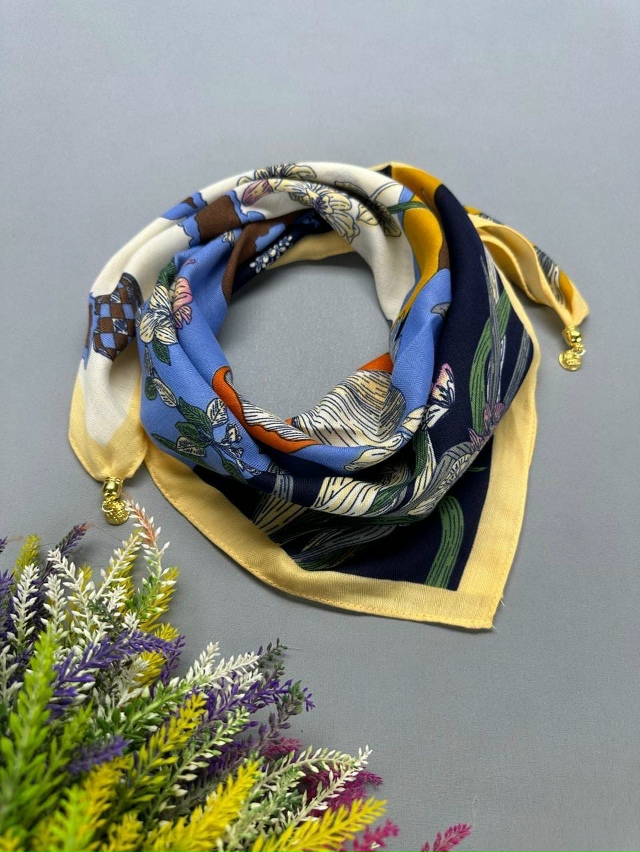 Платок 23082058