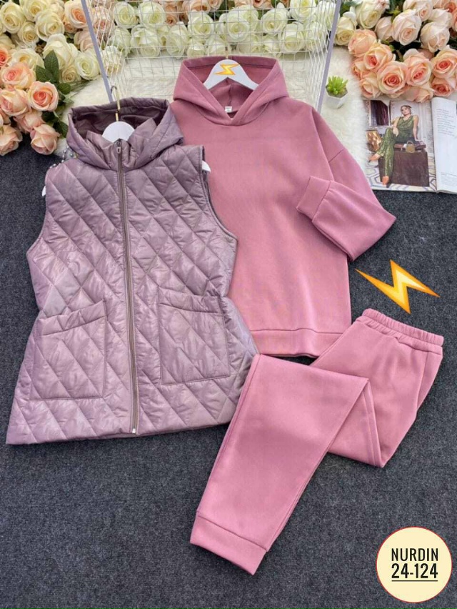 Спортивный костюм 23082546