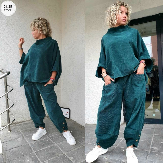 Спортивный костюм 23086654