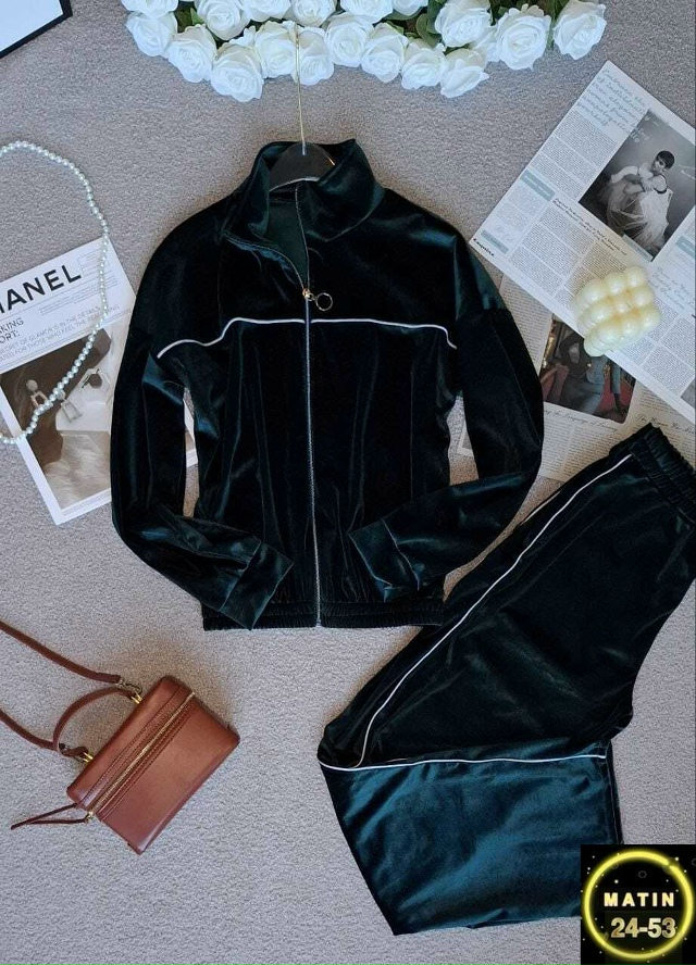 Спортивный костюм 23088206