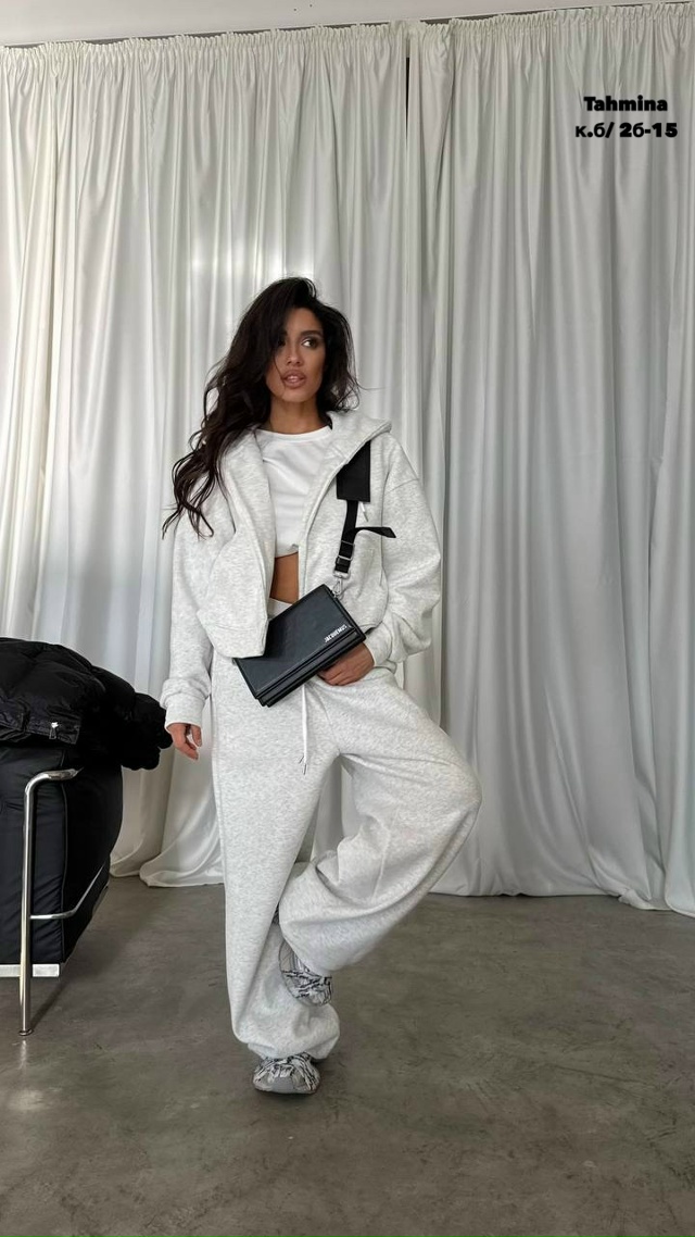 Спортивный костюм 23094284