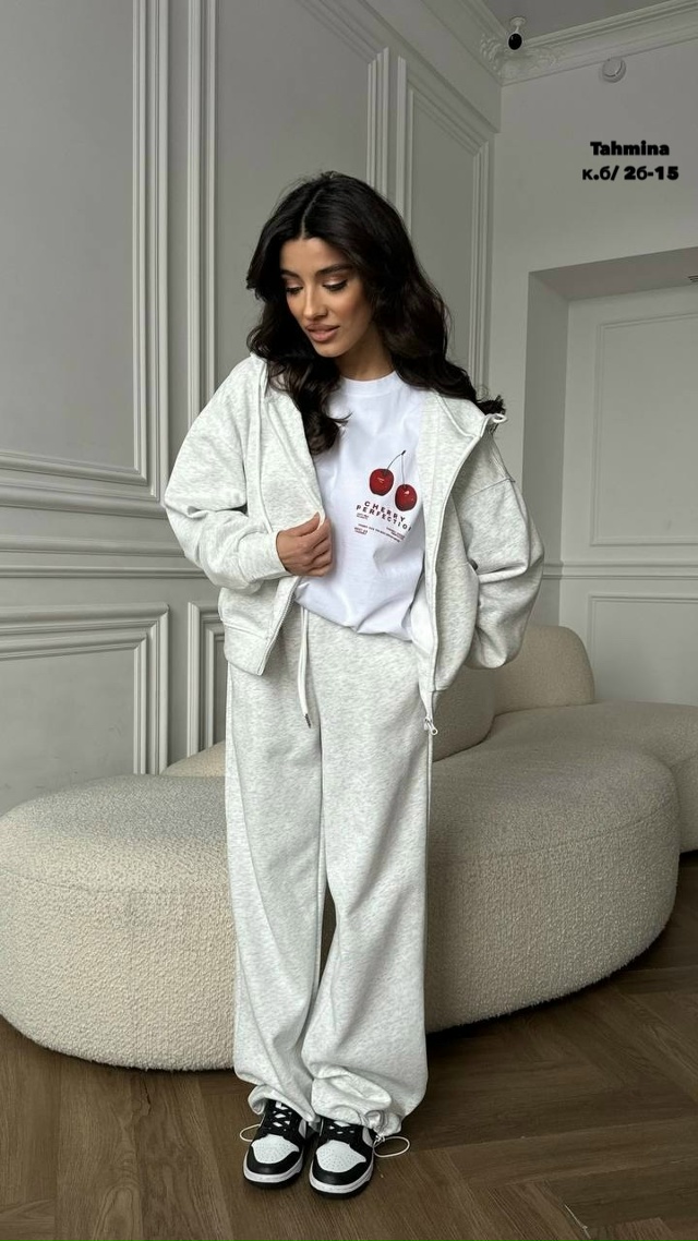 Спортивный костюм 23094284