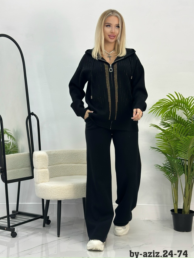 Спортивный костюм 23094584