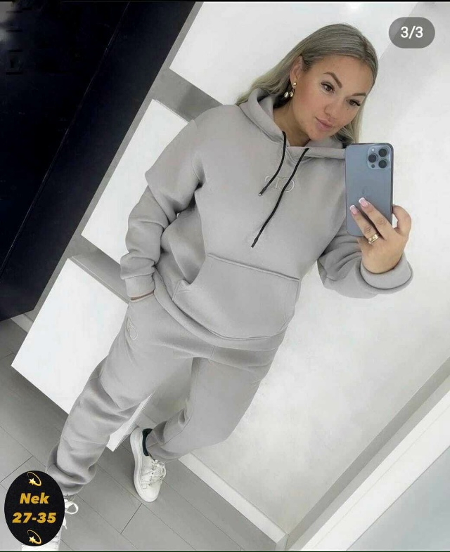 Спортивный костюм 23098761