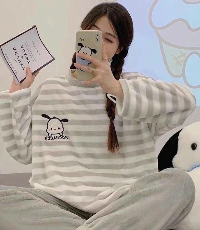 Пижама 23100471