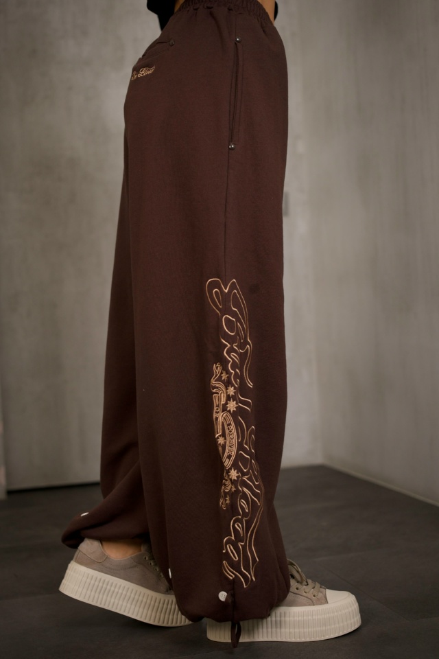 Спортивные брюки 23102658