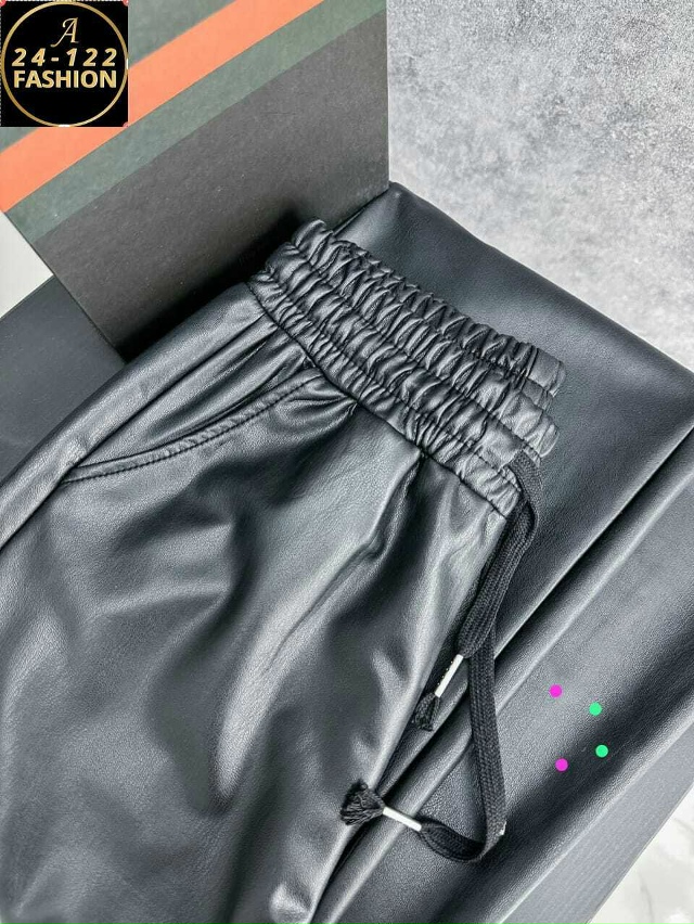 Спортивные брюки 23102871