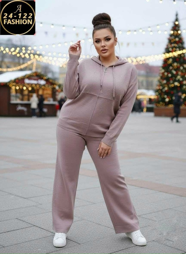 Спортивный костюм 23105315