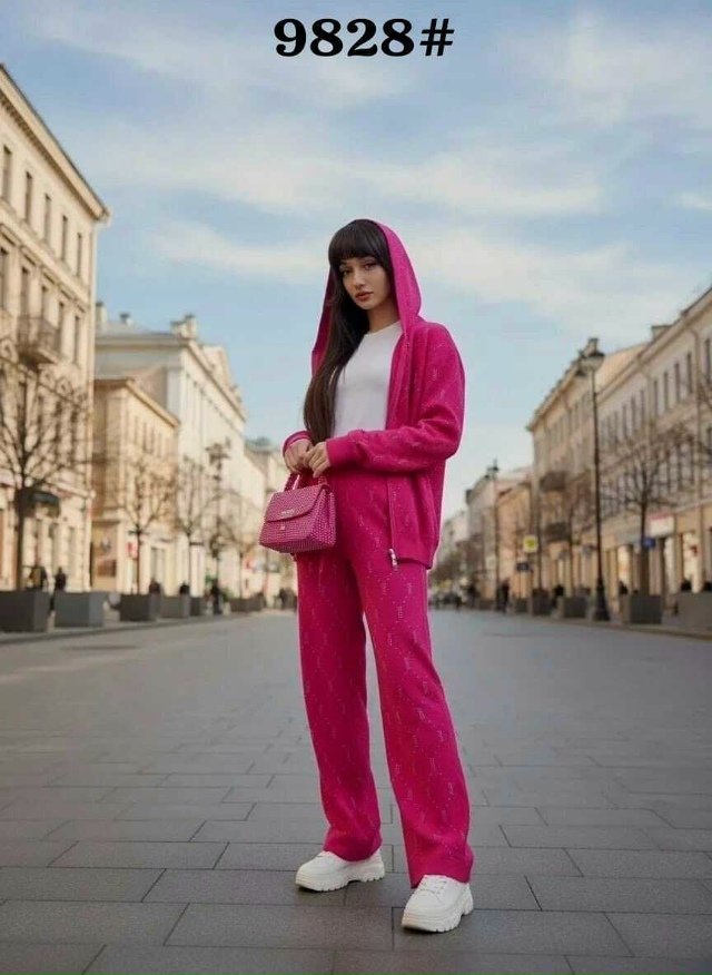 Костюм 23108622