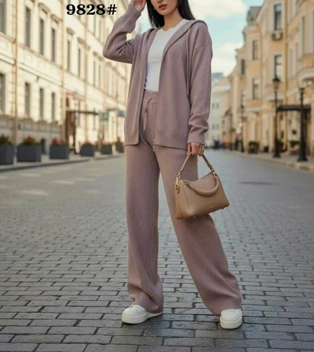 Костюм 23108622