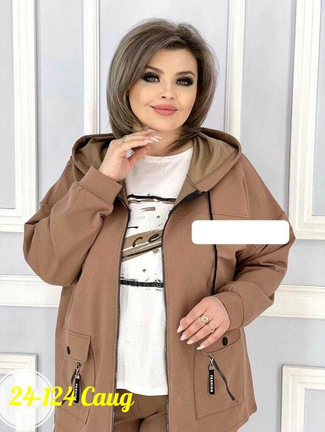 Спортивный костюм 23108488