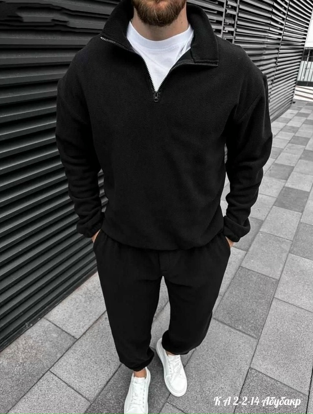 Спортивный костюм 23108291