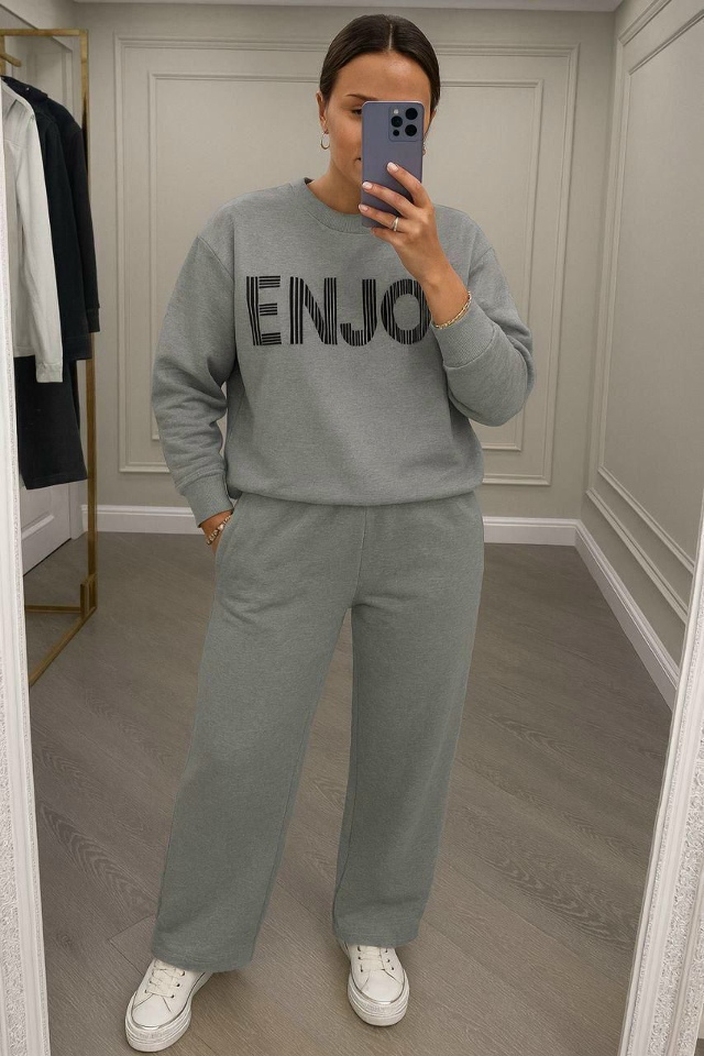 Спортивный костюм 23109692