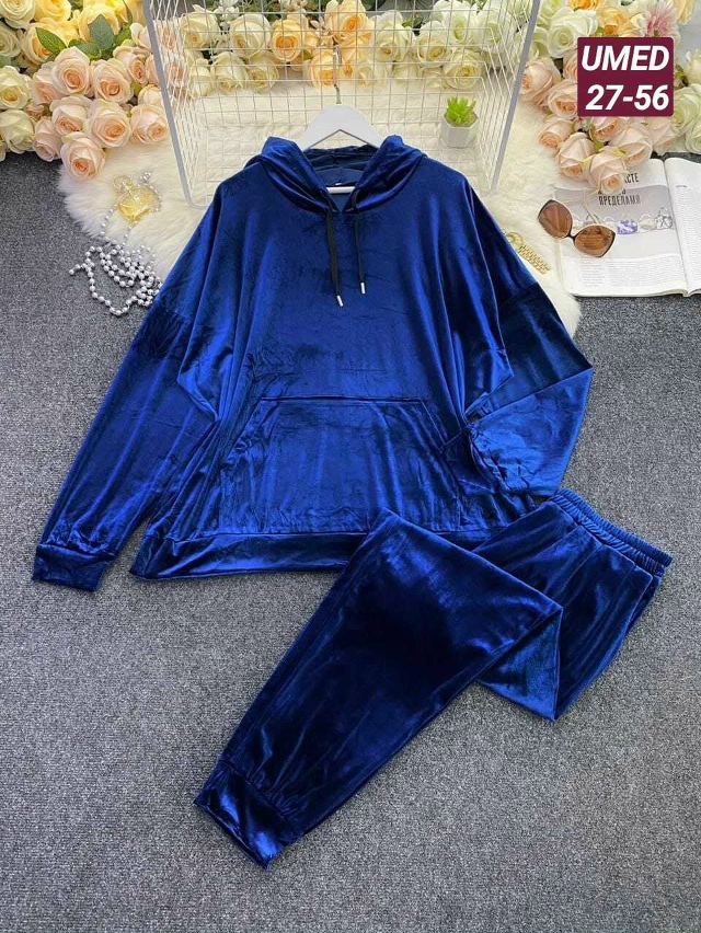 Спортивный костюм 23109626