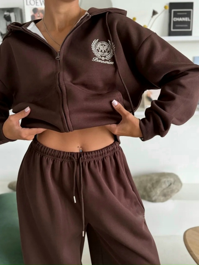 Костюм 23113197