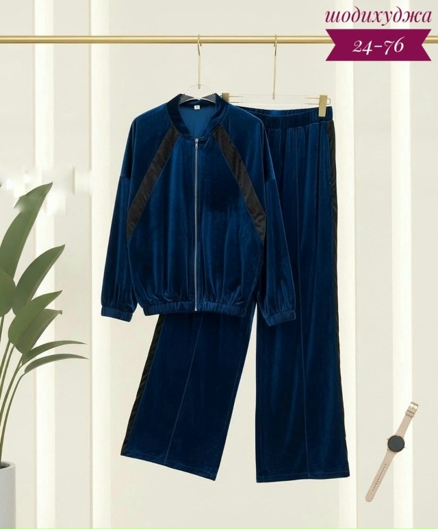 Спортивный костюм 23115376