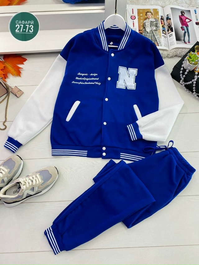 Спортивный костюм 23115503