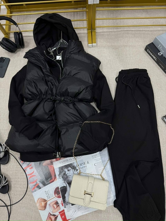 Спортивный костюм 23117984