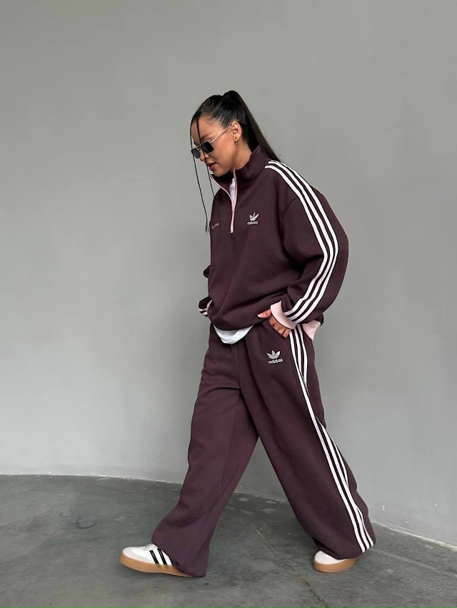 Спортивный костюм 23118563