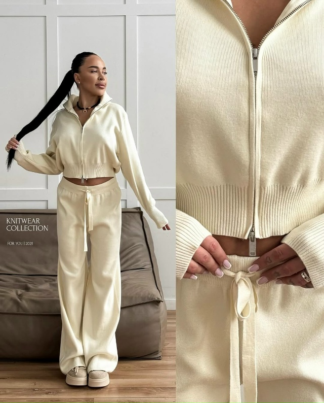 Спортивный костюм 23123260