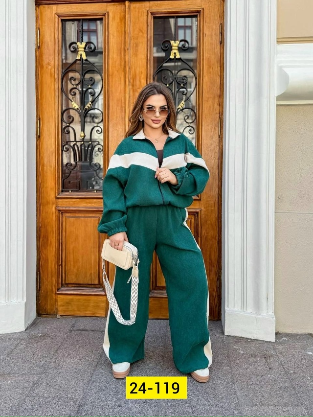 Спортивный костюм 23124061