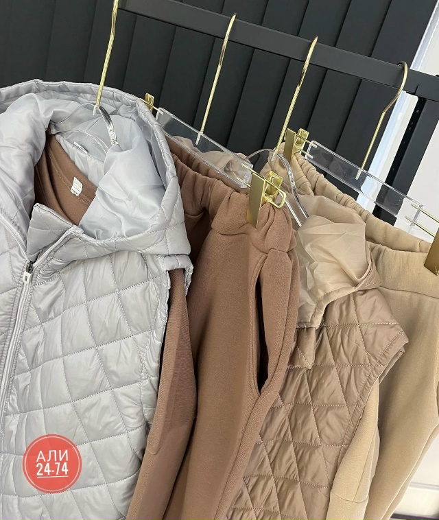 Спортивный костюм 23124253