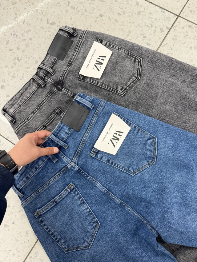 Джинсы 23124202