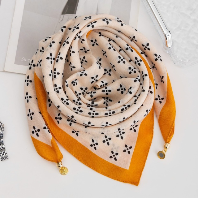 Платок 23126825