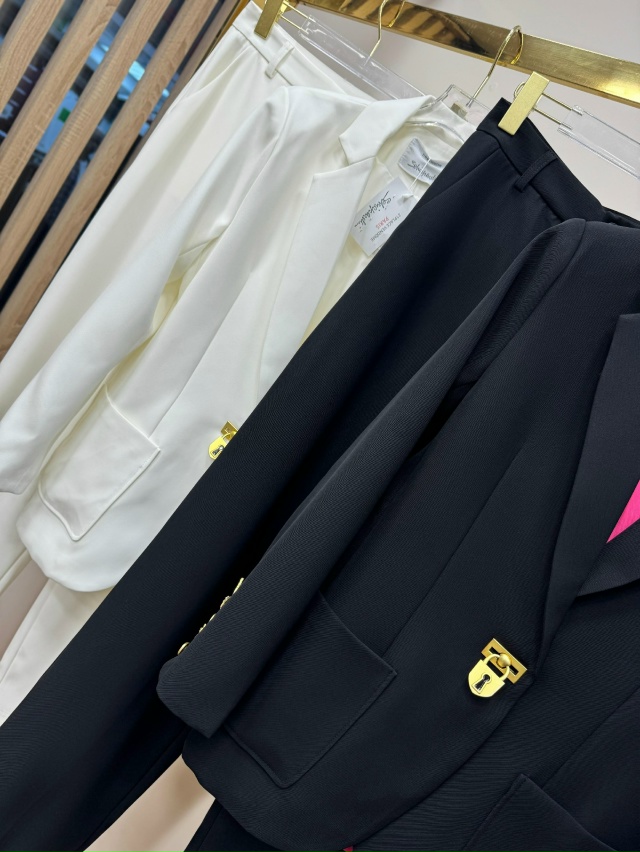 Костюм 23128264