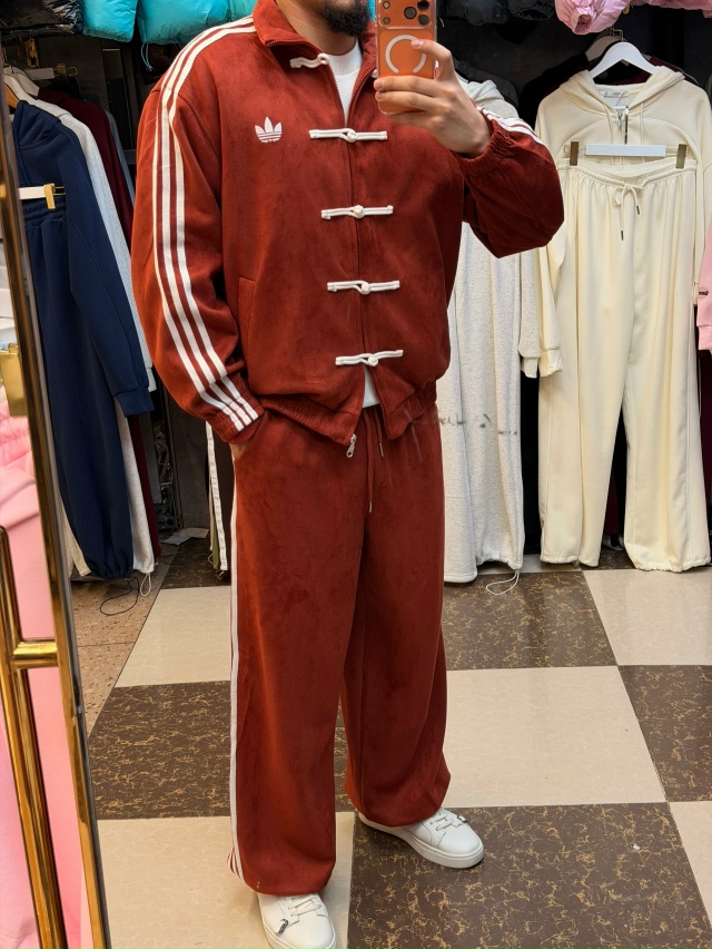 Спортивный костюм 23131893