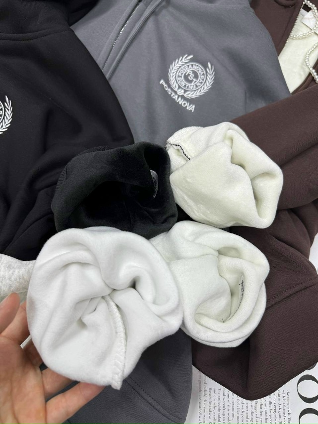 Спортивный костюм 23132106