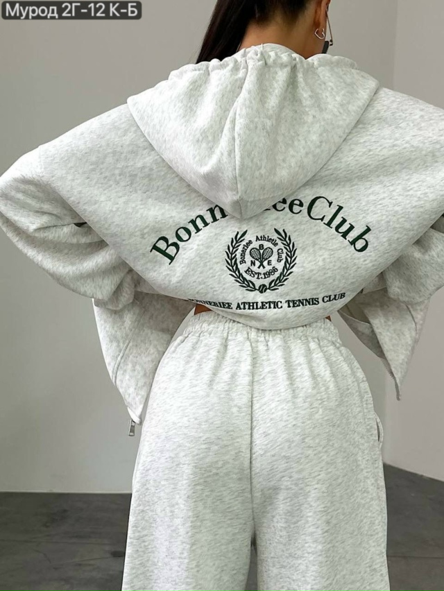 Спортивный костюм 23132490