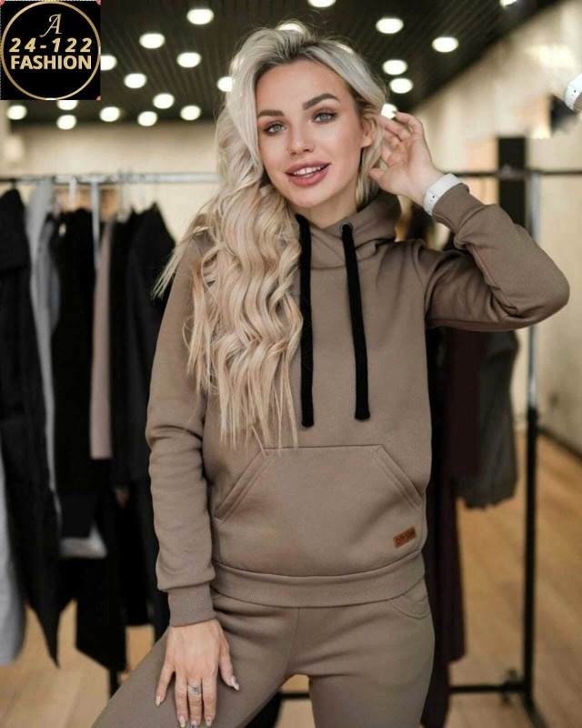 Спортивный костюм 23131321