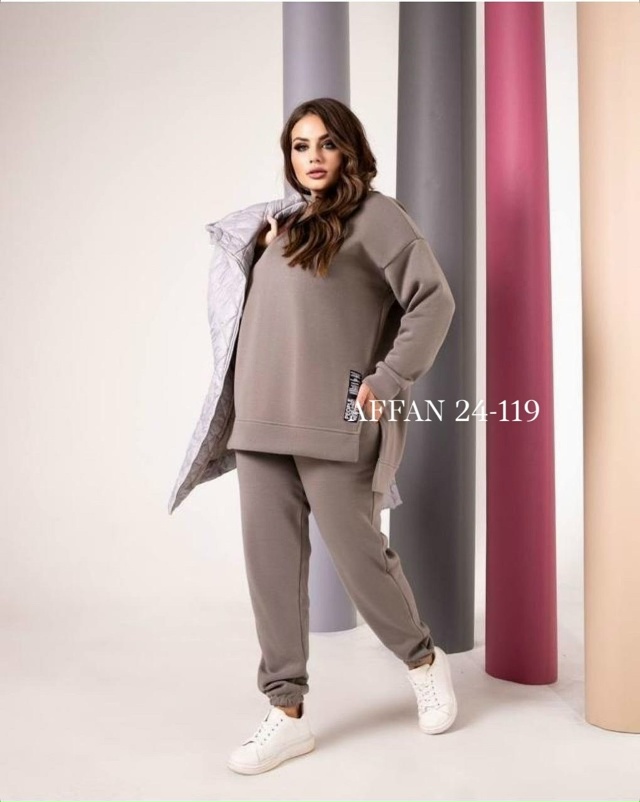 Спортивный костюм 23131647