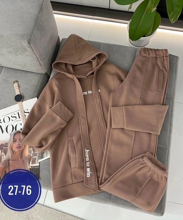 Спортивный костюм 23133273